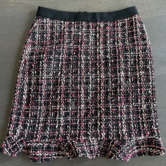 Karl Lagerfeld Skirt - Picture 4 of 8